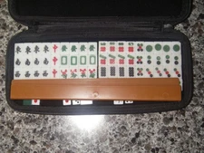 NIP MINI MAH JONG TRAVEL SET WITH RACKS/TILES/DICE AND TRAVEL BAG ZIPPER CLOSE