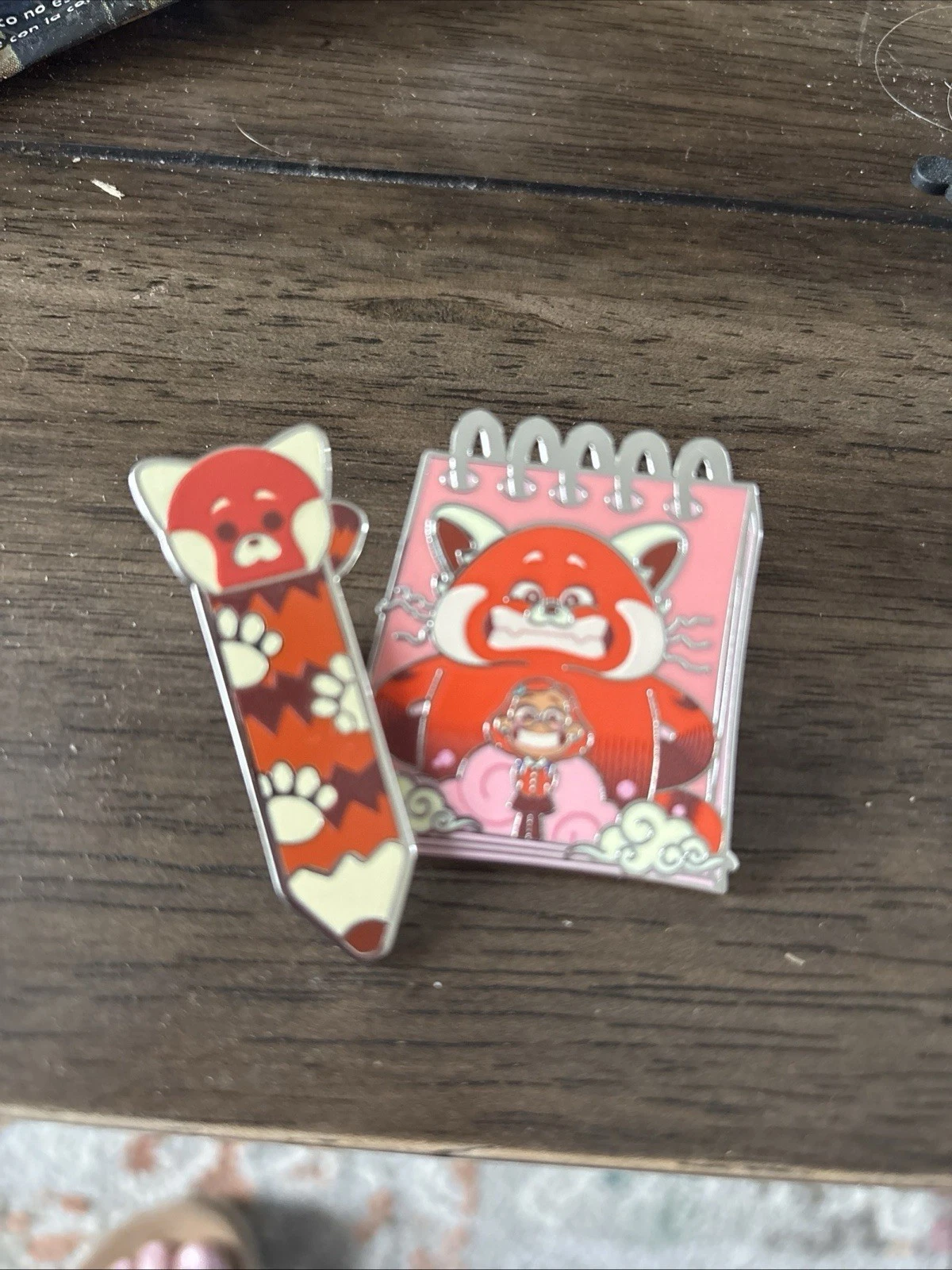 2025 Boxlunch Disney Pixar 2pk Notebook And Pencil Mystery Pin Turning Red