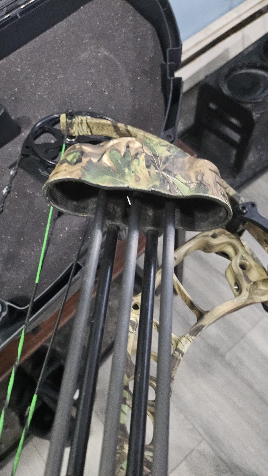 2015 PSE Bow Madness 34 Right Handed