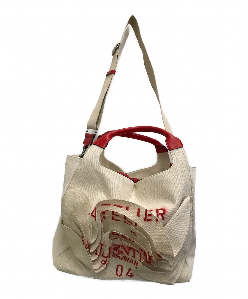 VALENTINO GARAVANI☆間税込Atelier 04 キャンバス トートバッグ Valentino Garavani Atelier 04 Tote Shoulder Bag Ivory Red