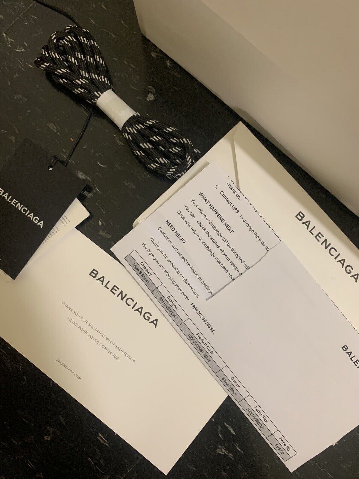 100% authentic Balenciaga Triple S “Silver” 2018 - Gem 100% authentic Balenciaga Triple S “Silver” 2018 - Gem