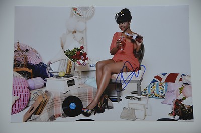 Keisha Buchanan from Sugababes signed 20x30cm  Foto Autogramm Autograph IP