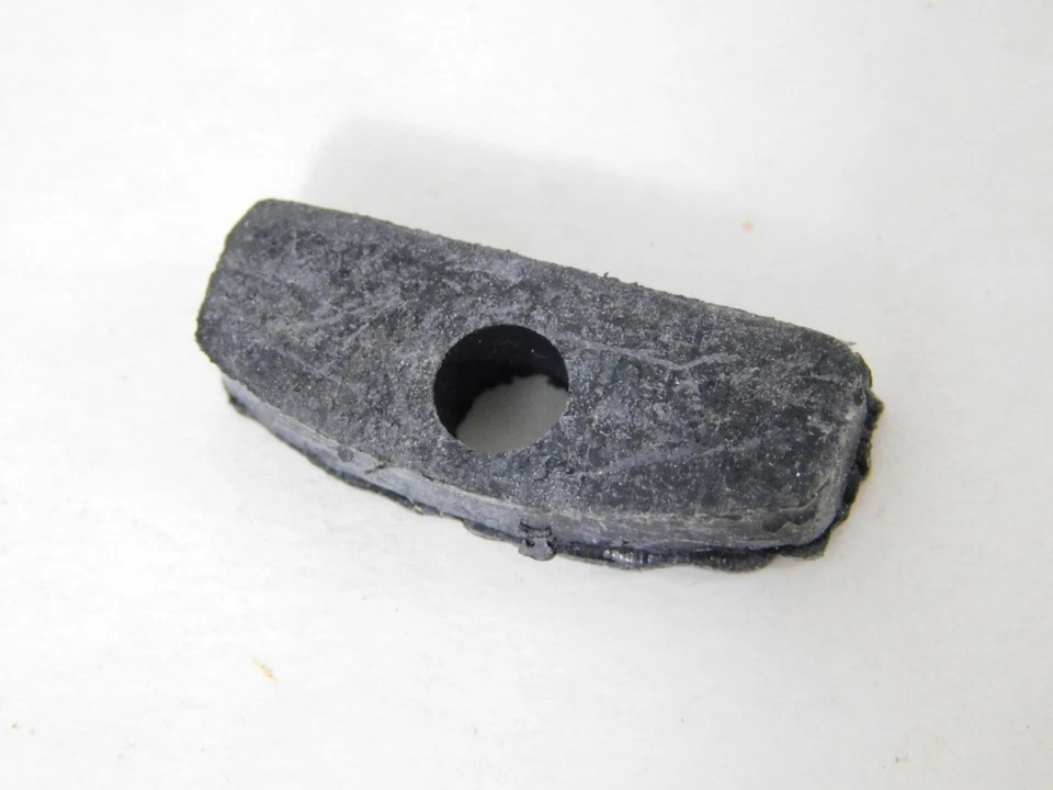 1 NOS Genuine Polaris Rubber Speedometer Gauge Mounting Spacer OEM 5810442 NEW - Image 2 of 3