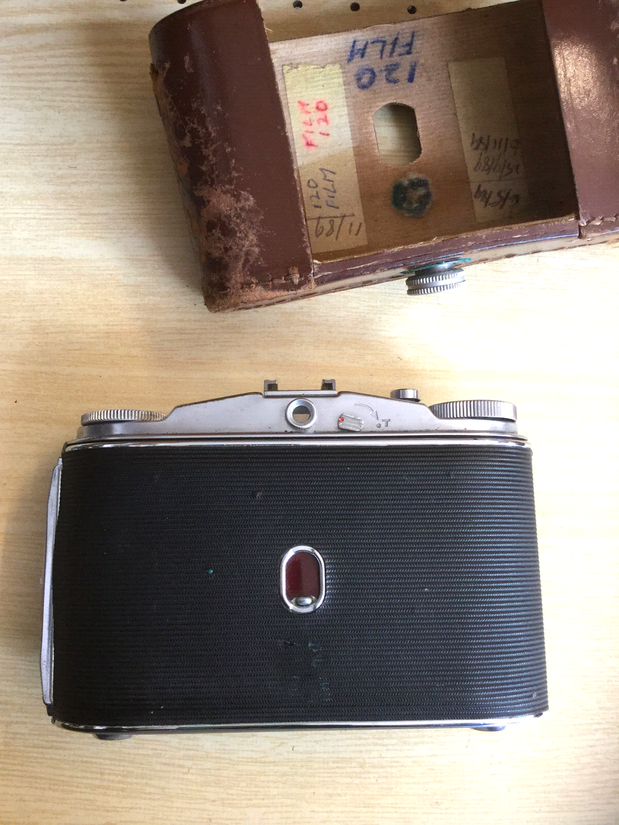 Die Agfa Isolette - die Mittelformatkamera für die Hosentasche