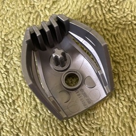 LEGO Bionicle Pearl Light Gray Rahkshi Head / Mask From The ROODAKA Set ( 8761 )