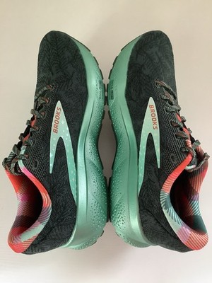 brooks christmas shoes 2020 release date