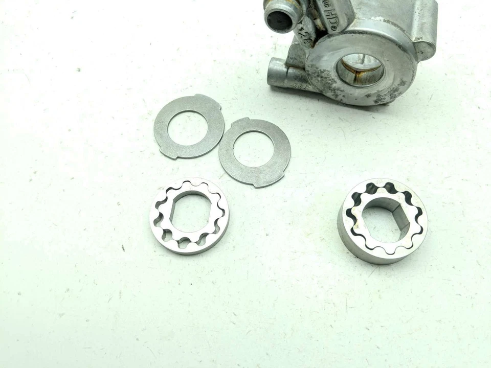 10-16 Harley FLHTKSE Electra Glide Ultra Engine Motor Oil Pump Assembly 26277-06 - Image 3 of 4