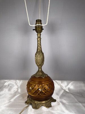 Vintage Tischlampe aus Messing & Bernsteinfarbenem geschliffenem Glas