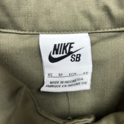 Nike SB DQ6287-222 Adult XL Olive Green Woven Skate L/S Button-Up