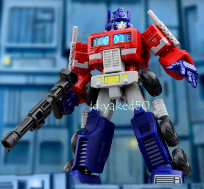 Optimus Prime Luminous Version Transformers Model Figure Blokees Toy -fgv2