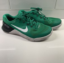nike metcon 4 invictus