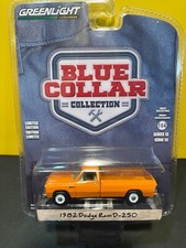 1/64 GREENLIGHT BLUE COLLAR 1982 DODGE RAM D-250 ORANGE