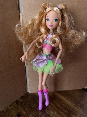 JAKKS Pacific Winx Club Believix Collection 2012 Flora No Wings