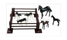 BRITAINS 43267 BRITAINS Set Of Small Animals With Horses And Foals 43267 - 1:3