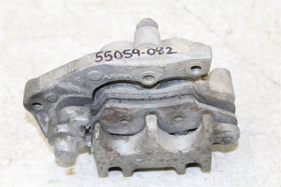 Pinça de freio dianteira Yamaha YZ 450F 2004 - Imagem 3 de 3