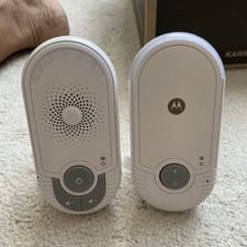 Motorola MBP8 Plug-In Voice Baby Monitor Set, Digital Display, Volume Control