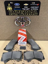 2008-2017 TOYOTA SEQUOIA GENUINE TCMC FRONT BRAKE PAD SET 04465AZ220