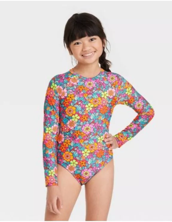 Women's rash top guard target