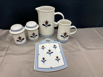 Epoch ''AMERICAN HERITAGE''  E209 ~ Korea ~ Pitcher, Creamer, Trivet, Salt, Pepper