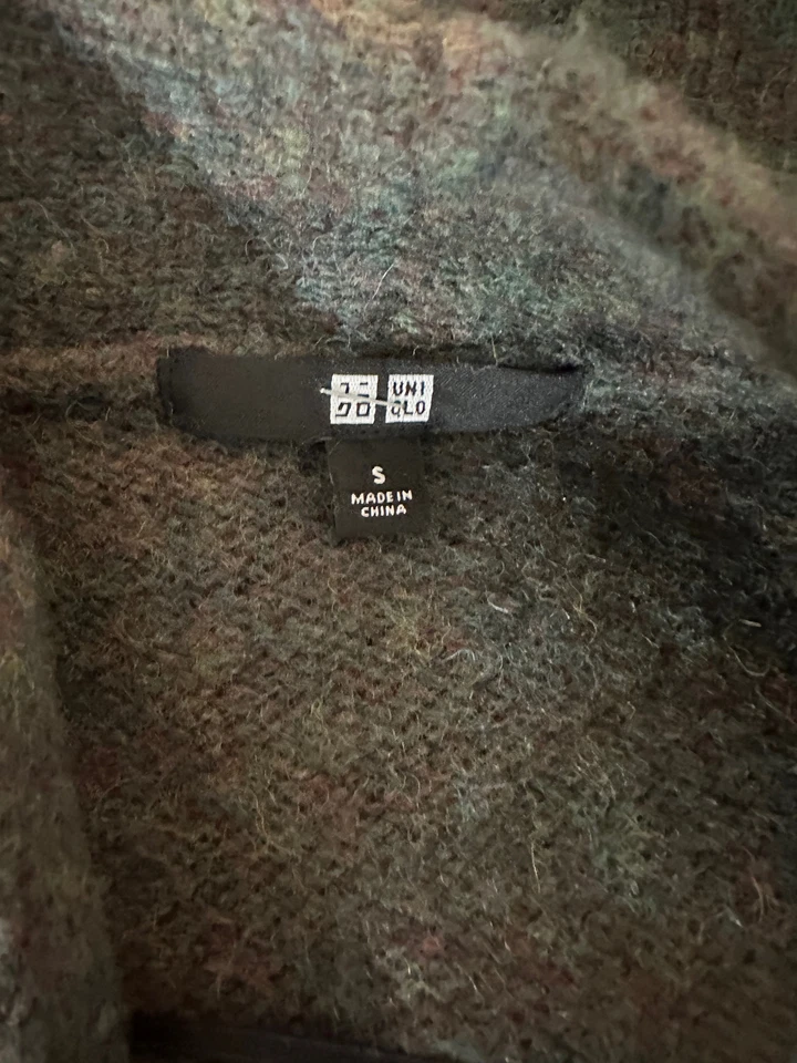 UNIQLO Verde Lana Largo Un Botón Cárdigan Suéter Bolsillos S Foto 3 de 4