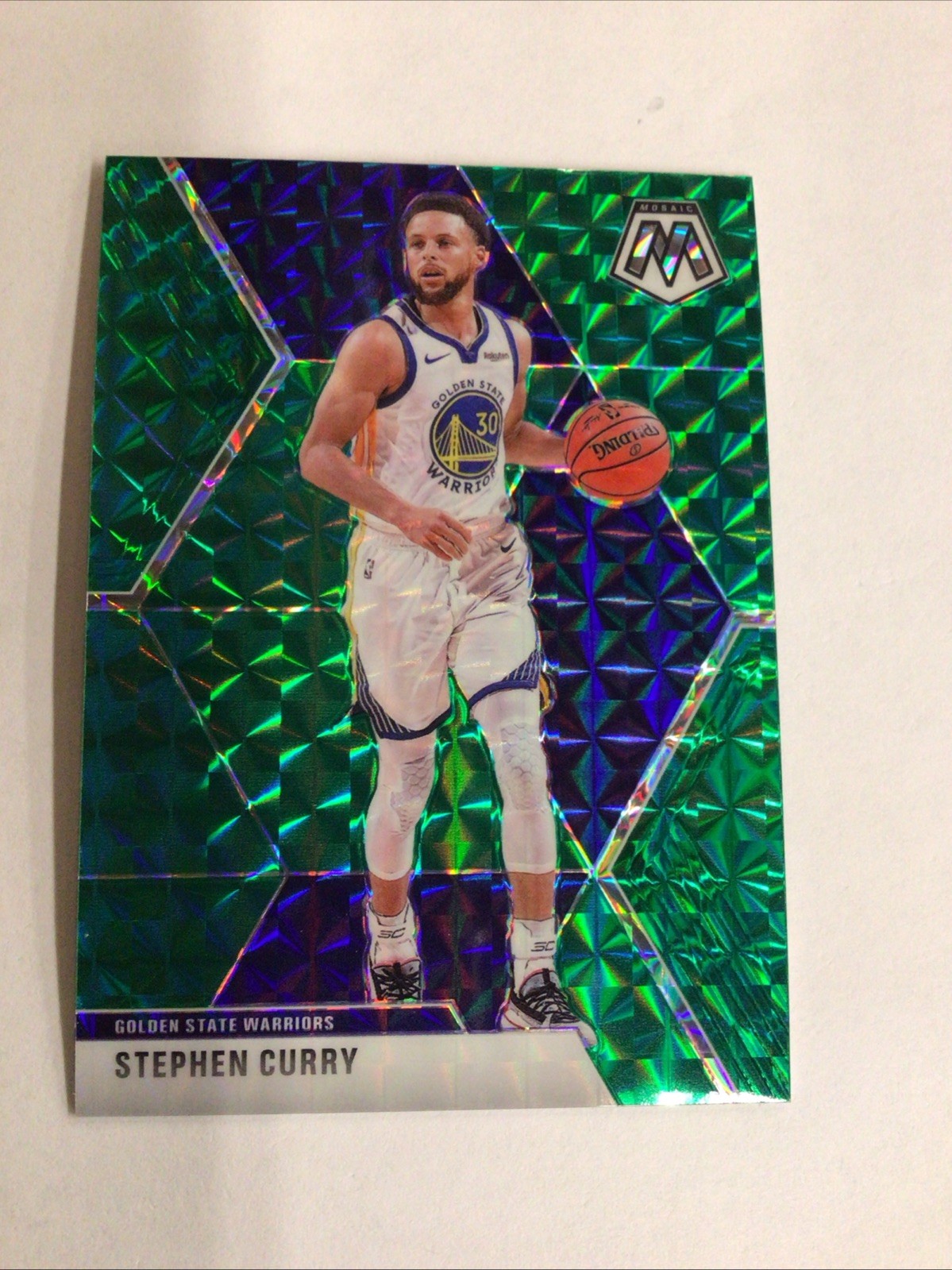 2019-20 Panini Mosaic - Stephen Curry #70 Green Prizm