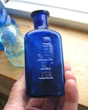 neat old Cobalt Blue THE OWL DRUG CO POISON bottle ONE Wing 4 3/8