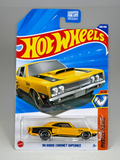 Hot Wheels 69 Dodge Coronet Superbee Muscle Mania 510 Yellow