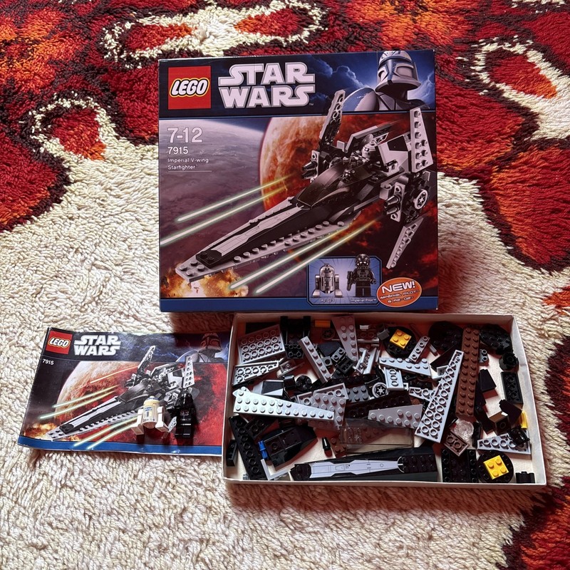 LEGO Star Wars 7915 Imperial V-Wing Starfighter inc original box & instructions used