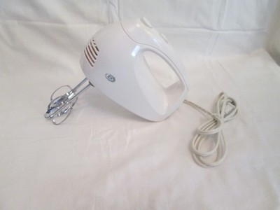 Durabrand Hand Mixer- 125 Watts- Chrome Plated Beaters -Five Speeds - EUC