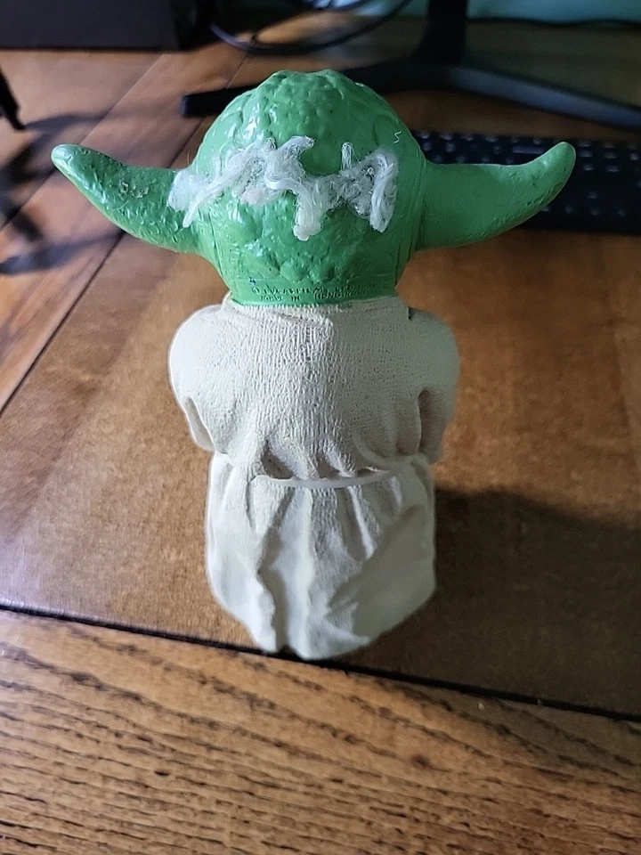Vintage 1981 Kenner STAR WARS 8" YODA Com Cabelo Branco - Boneco de mão de vinil - Imagem 2 de 3