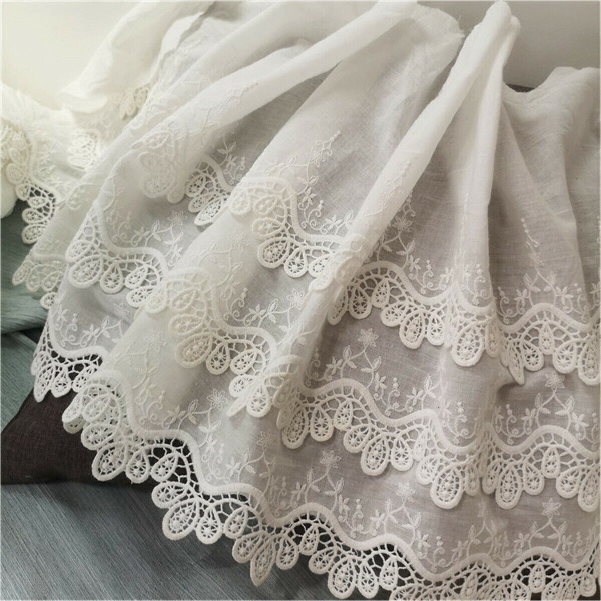 Foto 1 di 7