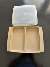 VINTAGE TUPPERWARE SOLID BEIGE DEVILED EGG CARRIER W/LID 723-1 NO TRAYS