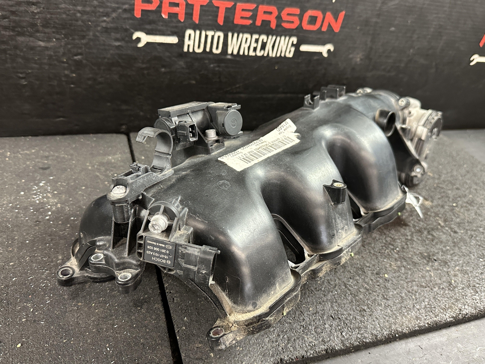 14-17 MASERATI GHIBLI 3.0 BASE AIR INTAKE MANIFOLD PLENUM 06700324920
