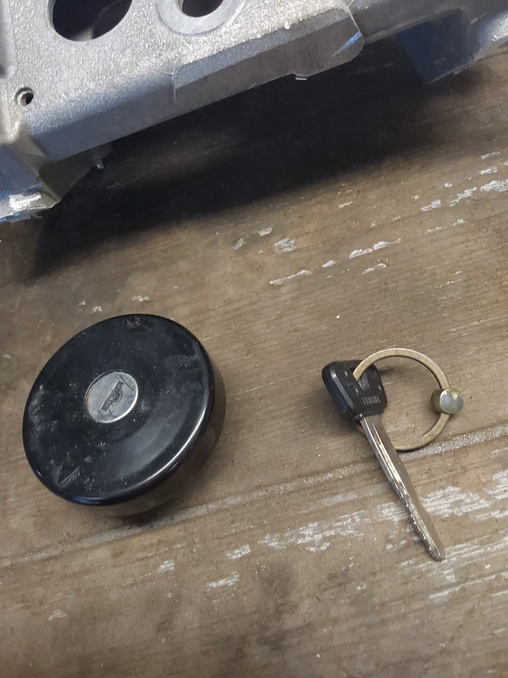 2005 2005-2014 Yamaha YP400 YP 400 Majesty Frame Neck Tube Cut Lockset Ignition - Image 2 of 4