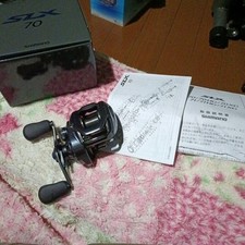 Shimano SLX MGL Baitcasting Reel