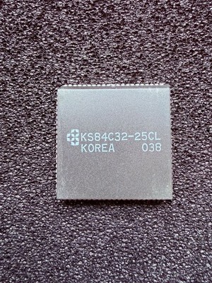 1 Stück/pc. KS84C32-25CL - SAMSUNG - PLCC84 - Dynamic RAM Controller 25MHz
