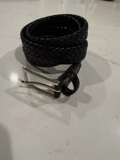 Black Women’s Narrow Braided Leather Belt Silver Colored Buckle EUC Unbranded