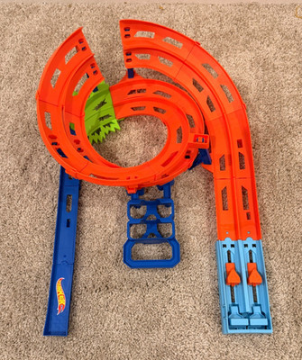 Hot Wheels Whip Around Raceway Track Set Dual Launcher No Cars Mattel