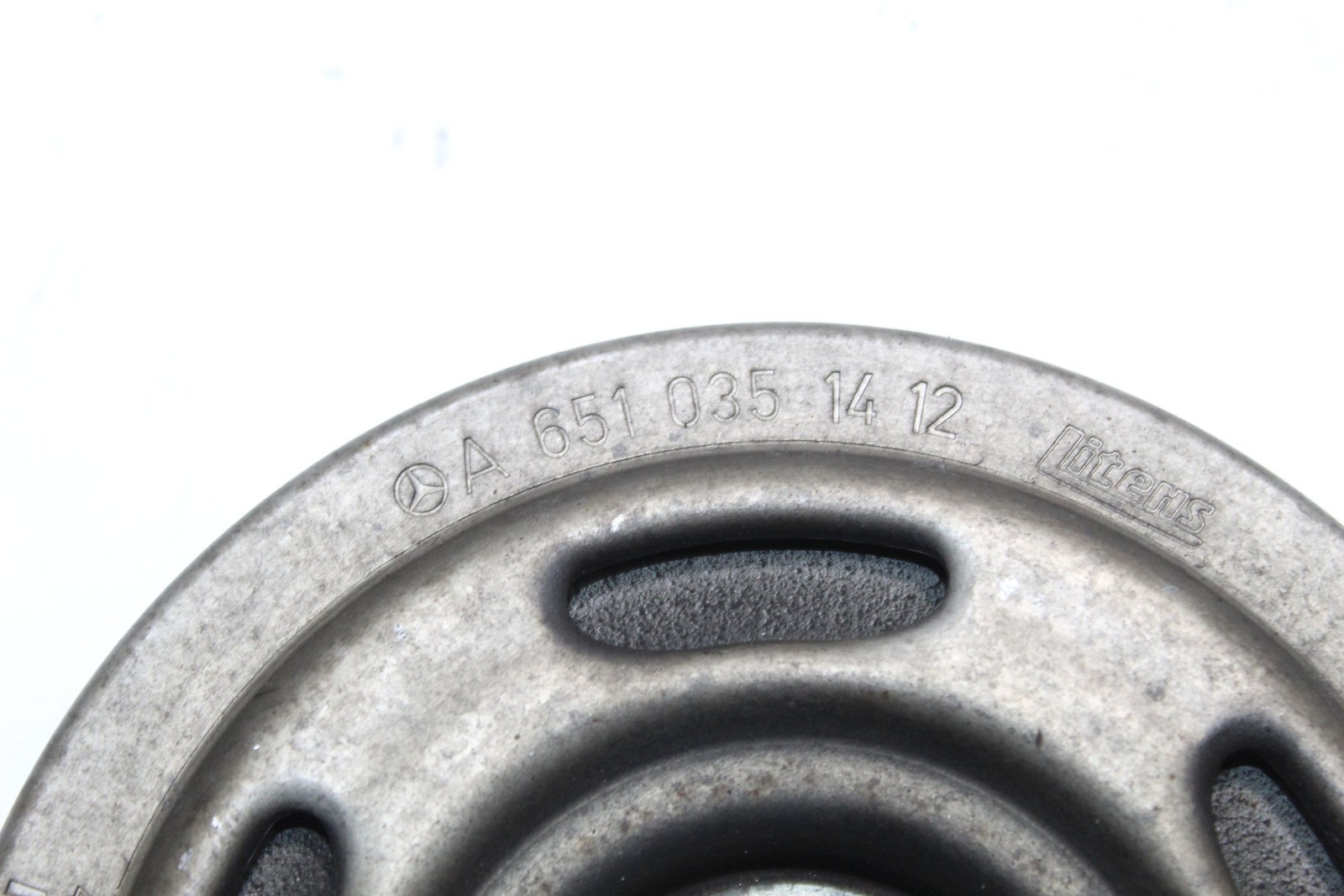 Photo 2/4
