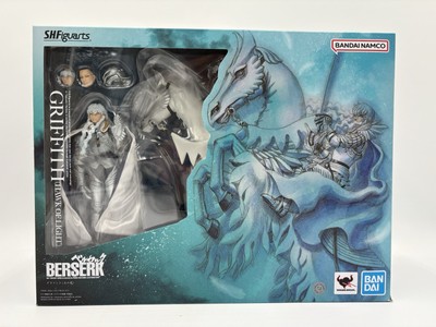Griffith Hawk of Light Berserk Bandai S.H.Figuarts Action Figure