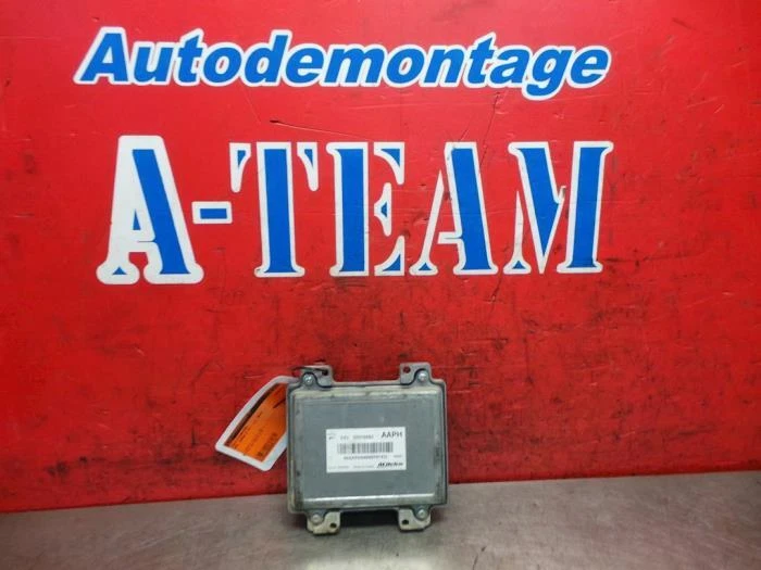 Centralina per impianto iniezione Opel Corsa D S07 55576682 P10790178 - Immagine 2 di 2