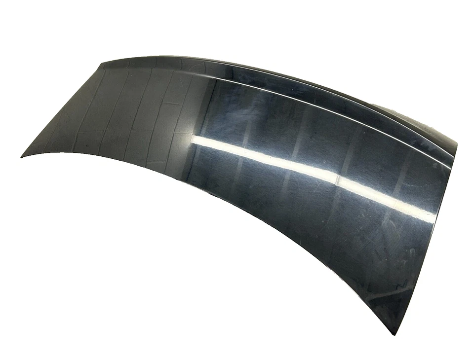 2009-2011 AUDI A6 C6 TAMPA TRASEIRA DO PORTA-MALAS PRETA FABRICANTE DE EQUIPAMENTO ORIGINAL - Imagem 4 de 4