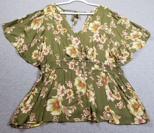 NEW Maurices Top Women’s 1X Plus Floral Short Sleeves Blouse Spring Summer Gauze