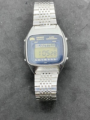 RARE VINTAGE ORIENT WATCH 741107-40 Blue Digital Quartz