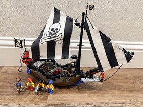 LEGO 6268 Pirates: Renegade Runner 100% Complete w/ Instructions - No Box
