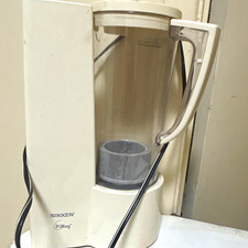 Nikken PiMag Countertop Water Filter Pitcher Carbon, Chlorine Taste/Odor White