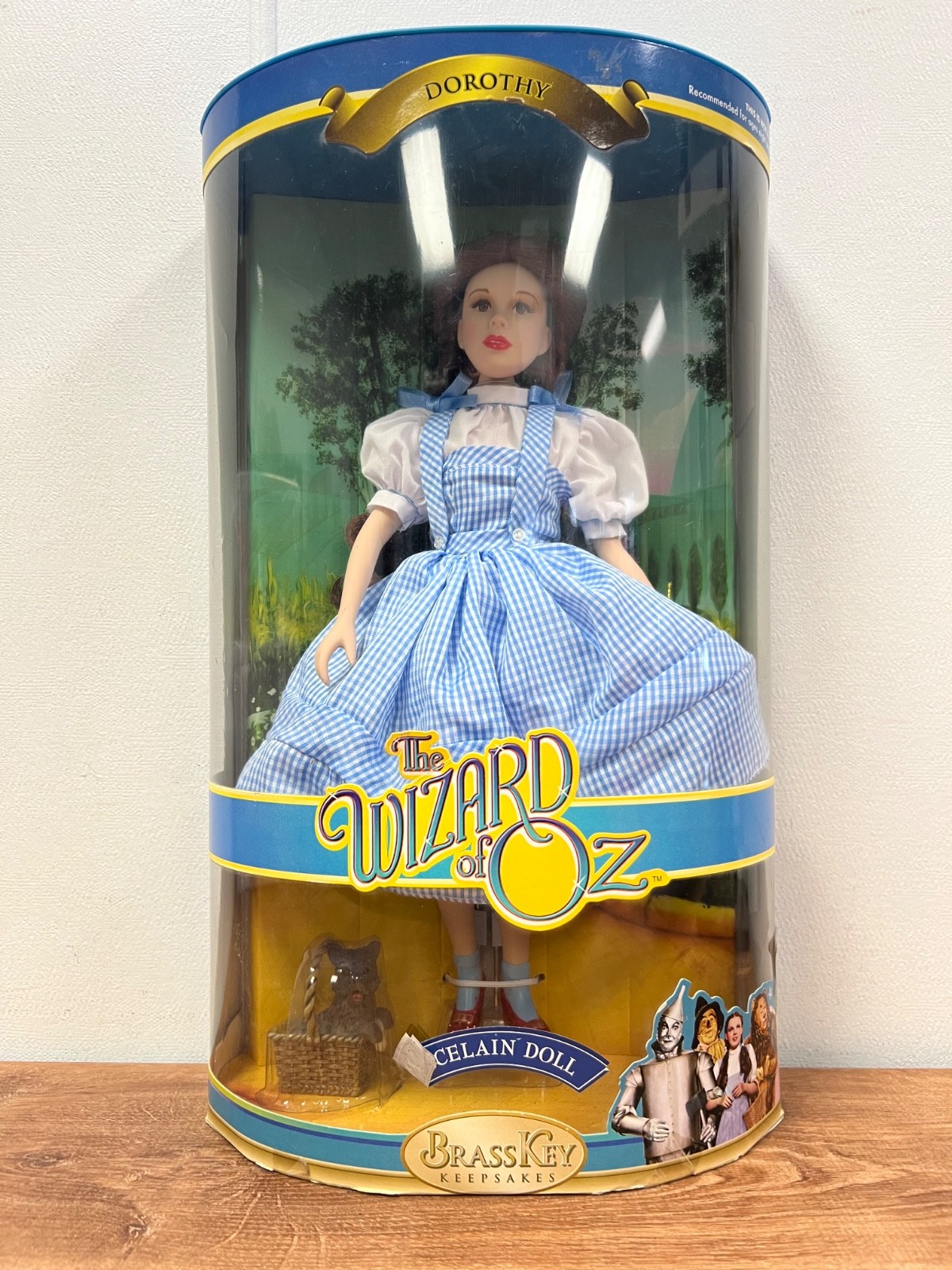 The Wizard of Oz DOROTHY & TOTO 14" Porcelain Doll Brass Key