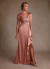 NWT Azazie Santa Monica StretchRosette A-Line Lace Dress Size 10