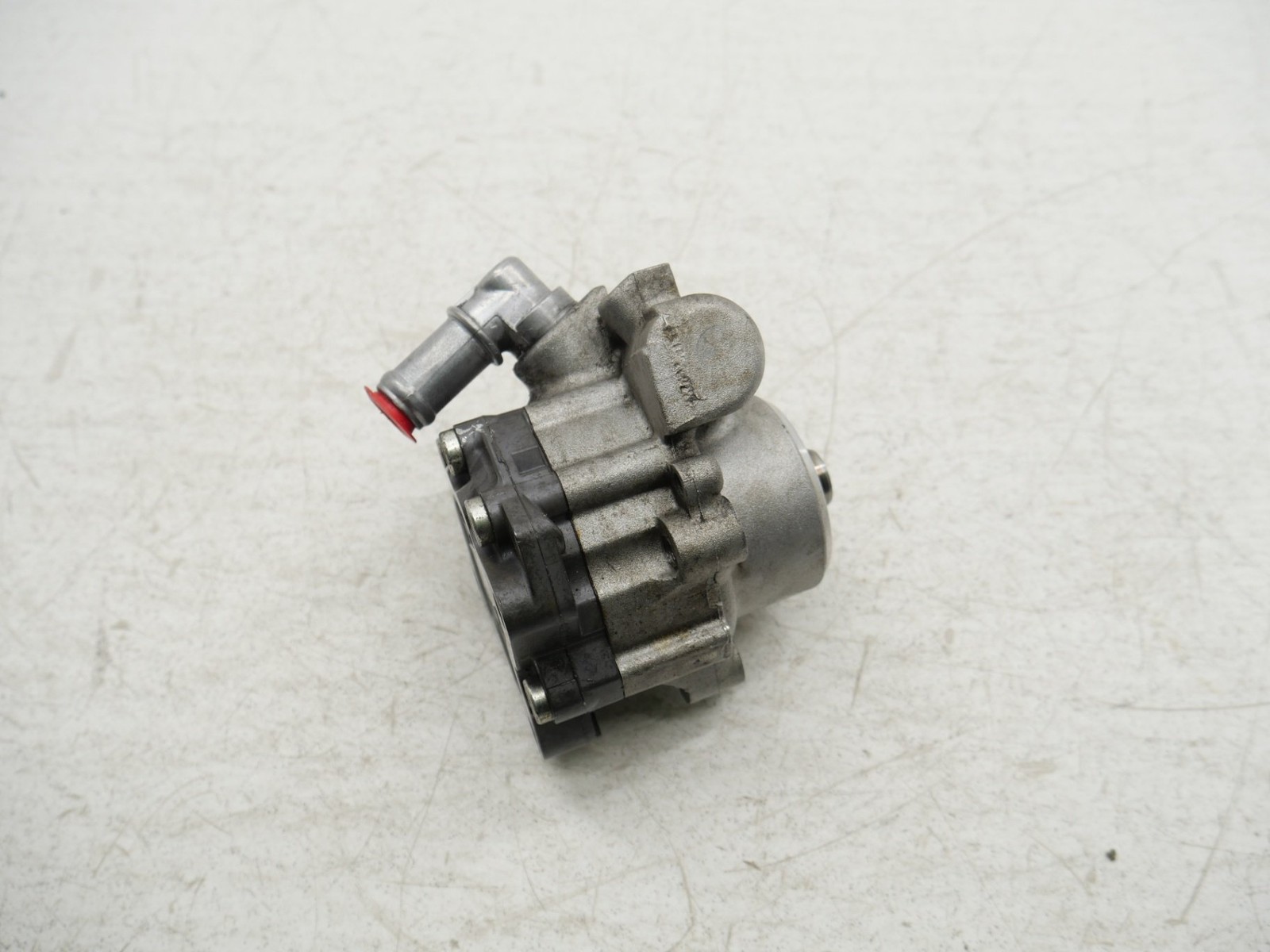 Audi R8 2007-2012 Power steering pump P/N 420145157