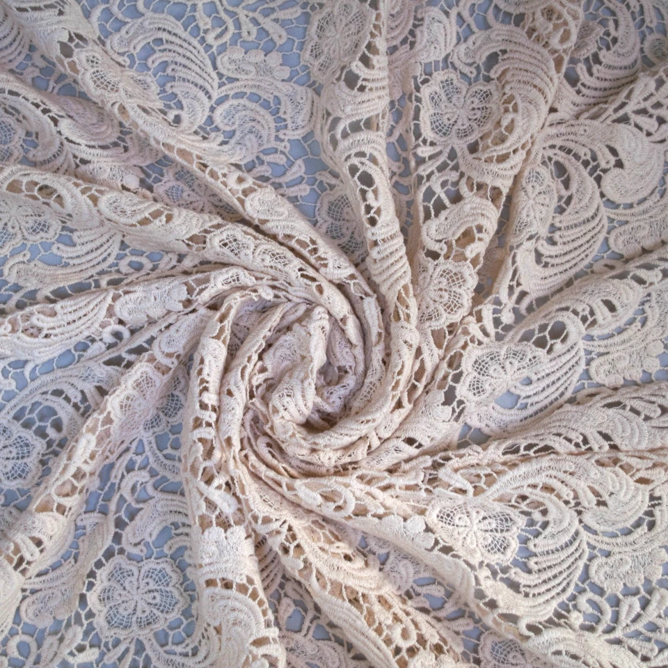 Tela de encaje guipur marfil de diseño italiano algodón encaje veneciano Foto 2 de 4